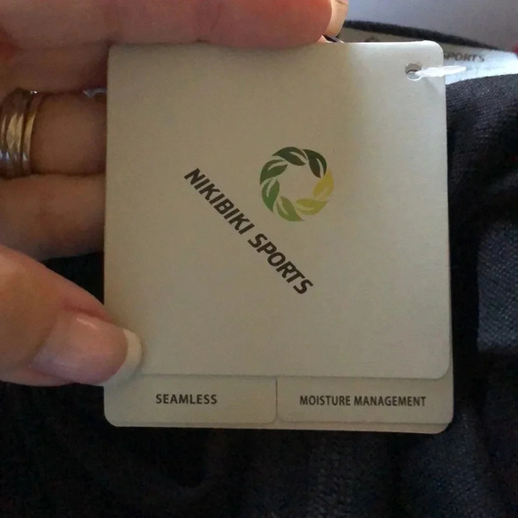 Nikibiki Sports Easy Movement Leggings - Picture 9 of 12